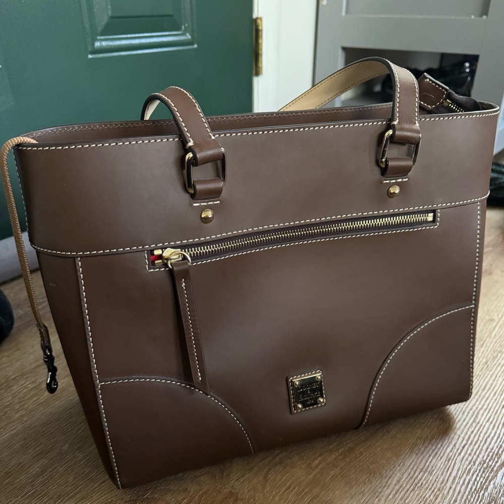 Dooney & Bourke Tote Bag